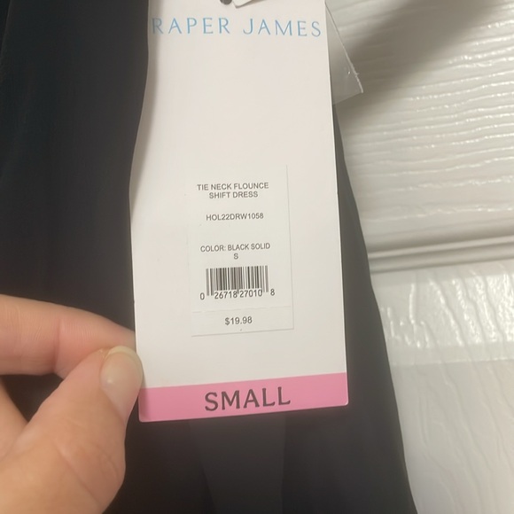 NWT Draper James Ladies Tie Neck Flounce Shift Dress Size Small. Color. Black - Picture 6 of 10
